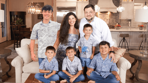 Upclose Magazine – Valerie and Ernest Diaz